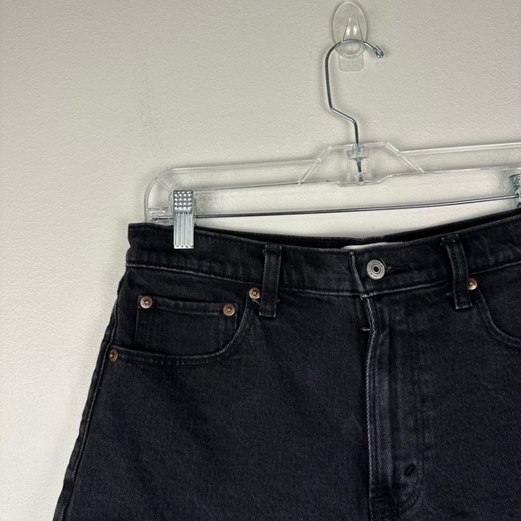 Abercrombie and Fitch Black High Rise Denim Mom Short Women’s Sz 29 - Picture 5 of 8